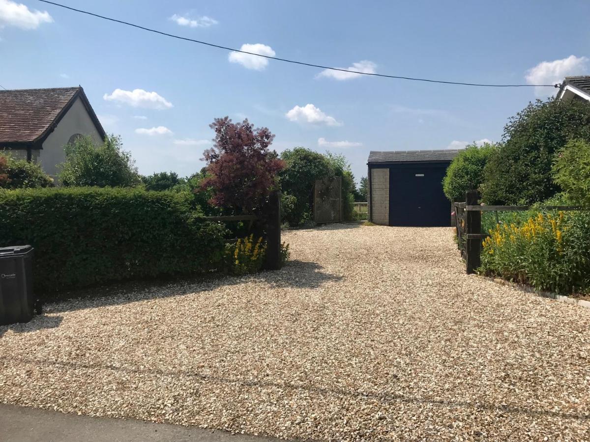 Charming Modernized Country Cottage Near Mere, Wiltshire Mere  Luaran gambar