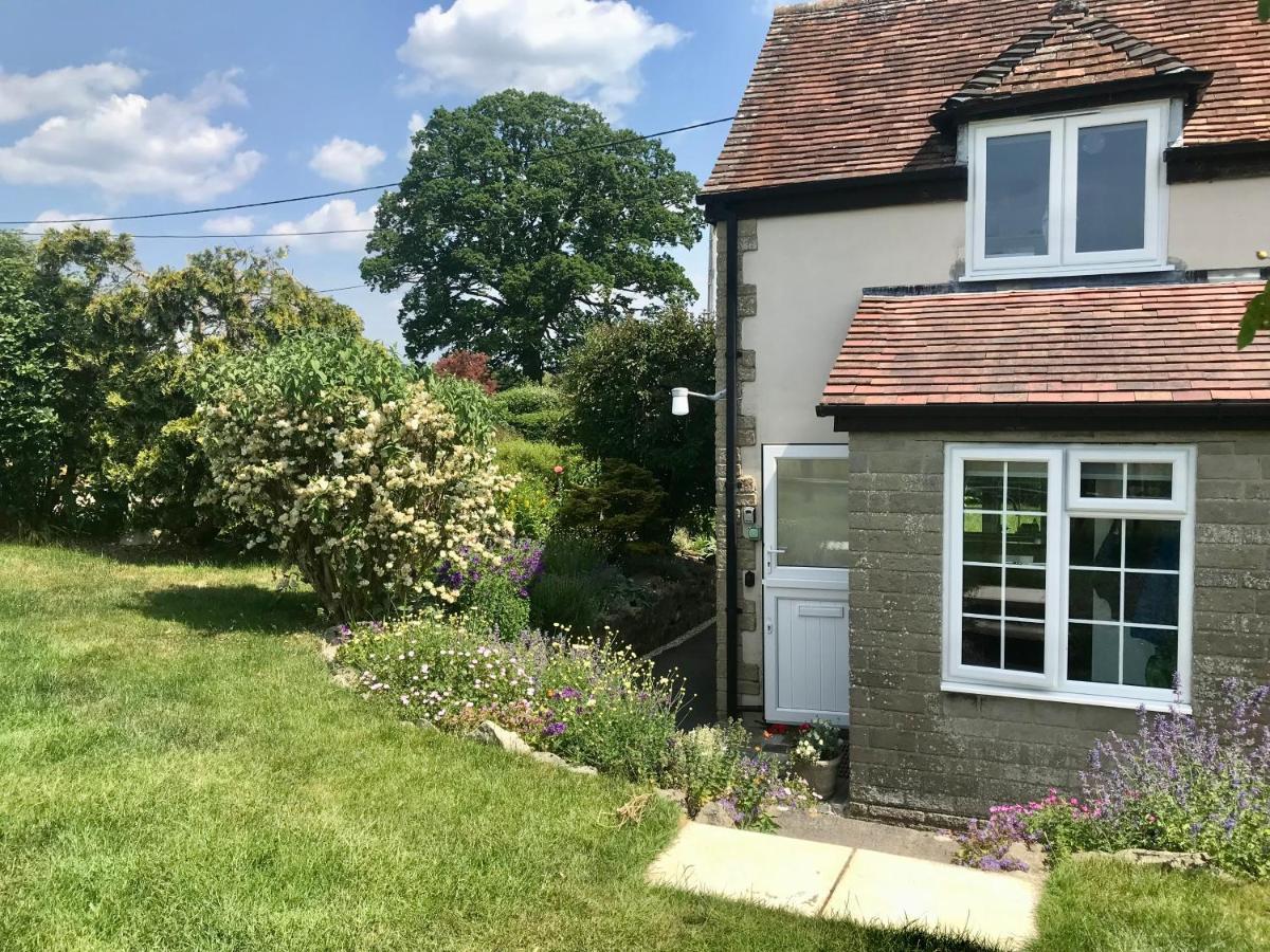 Charming Modernized Country Cottage Near Mere, Wiltshire Mere  Luaran gambar